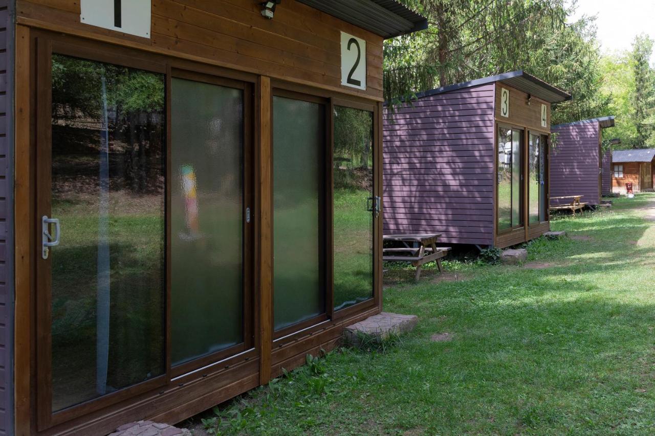 Camping Alta Ribagorca 厄尔·彭特·德·苏尔特 外观 照片