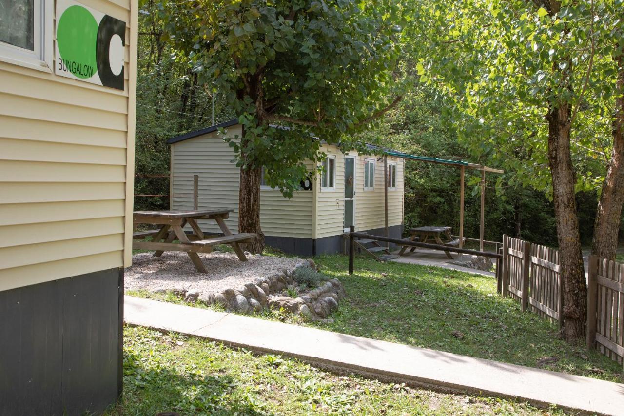 Camping Alta Ribagorca 厄尔·彭特·德·苏尔特 外观 照片