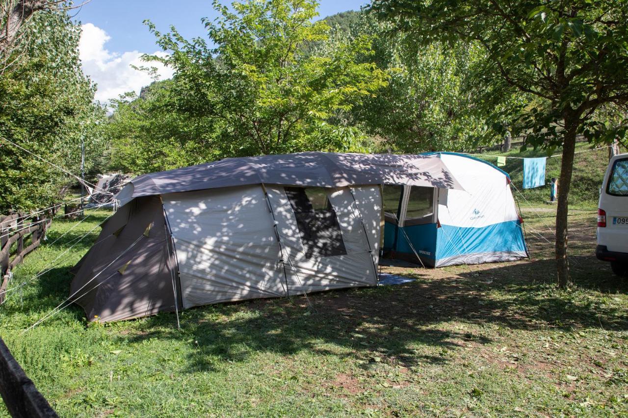 Camping Alta Ribagorca 厄尔·彭特·德·苏尔特 外观 照片